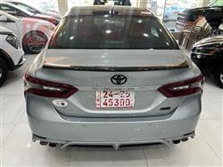 تۆیۆتا کامری